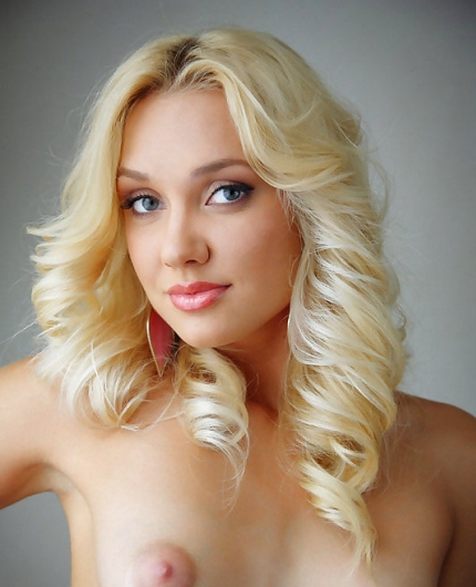 Porn Pics of Dame Wright