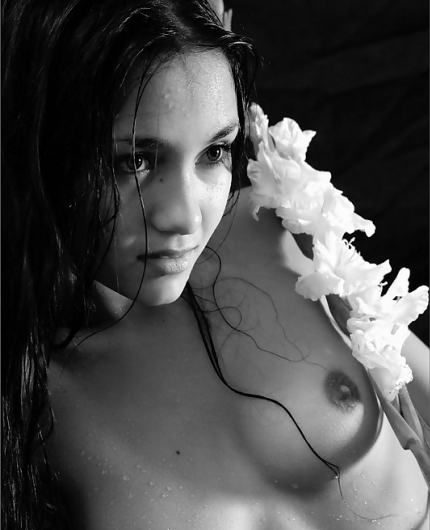 Porn Pics of Lissa A