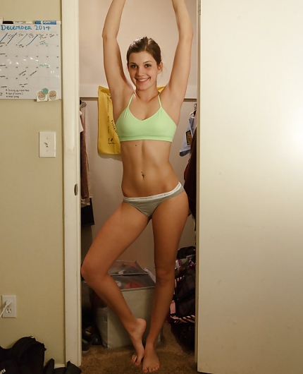 Porn Pics of Aubrey Snow