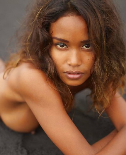 Porn Pics of Putri Cinta