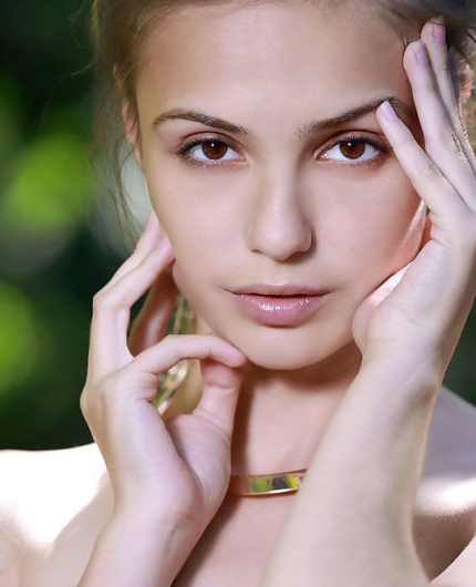 Porn Pics of Elle Tan