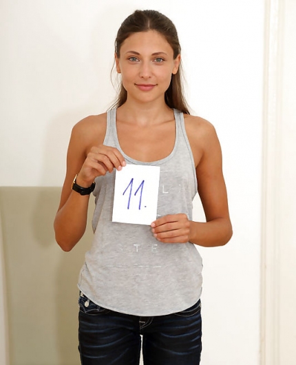 Porn Pics of Talia Mint