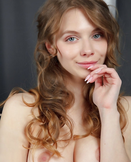 Porn Pics of Siya