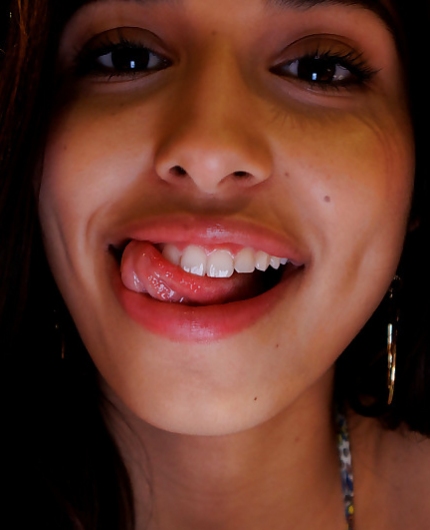 Porn Pics of Reina Rae