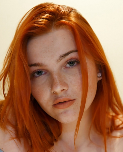 Porn Pics of Rae Frederickson