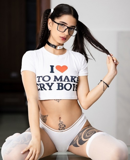Porn Pics of Tormenta