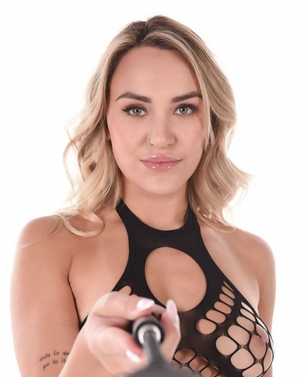 Porn Pics of Ingie