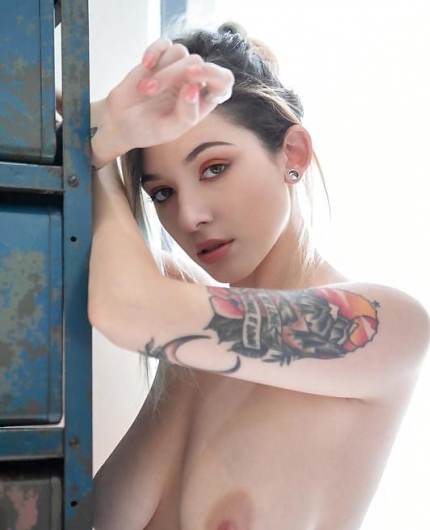 Porn Pics of Sophoulla